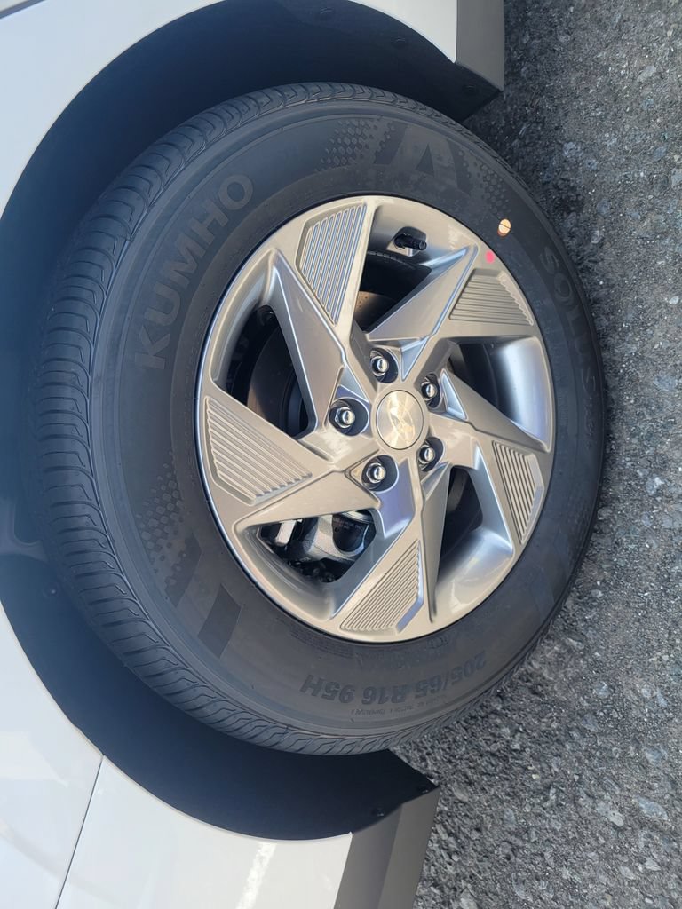 Certified 2025 Hyundai Sonata SE FWD image 35