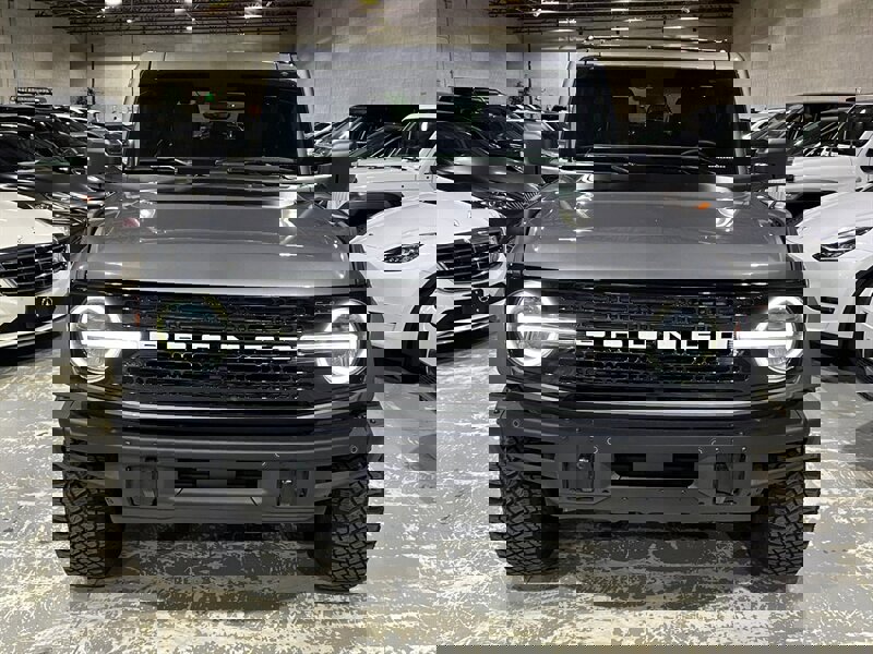 Used 2024 Ford Bronco Wildtrak image 2