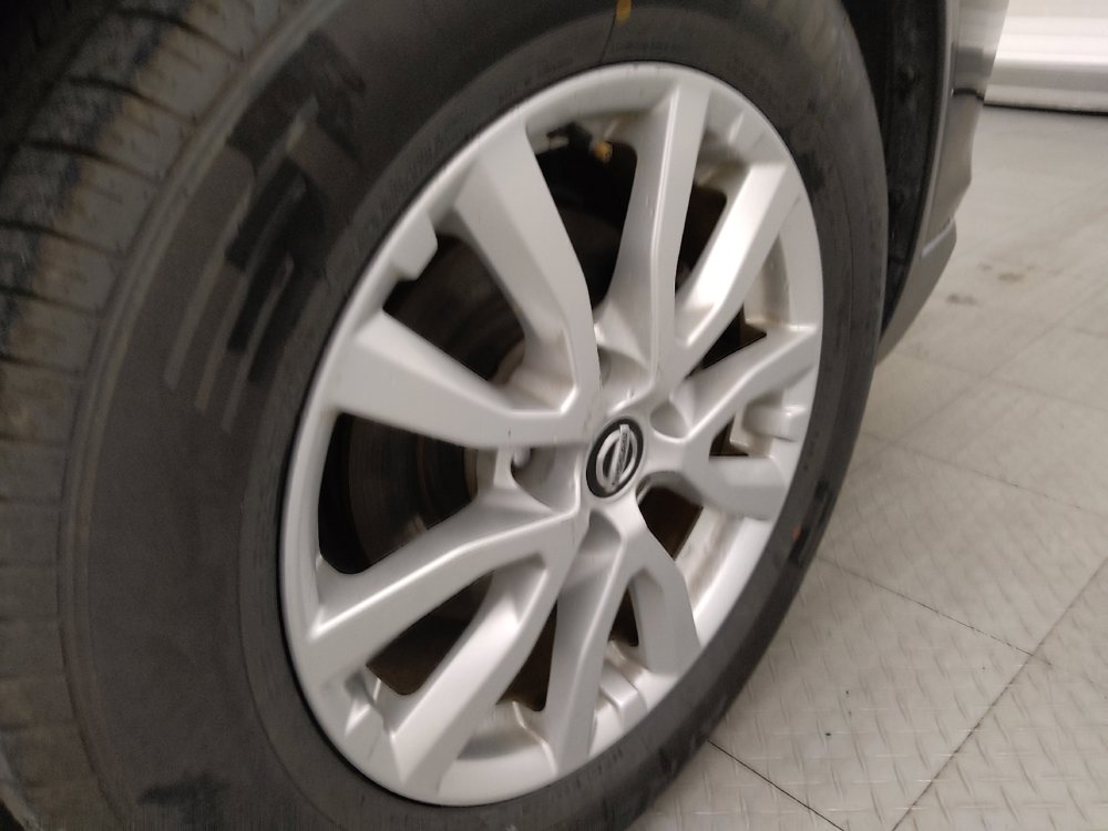 Used 2018 Nissan Rogue SV FWD image 31