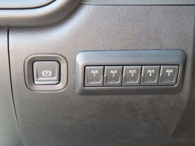 New 2025 GMC Sierra 2500 Pro w/ Convenience Package image 7