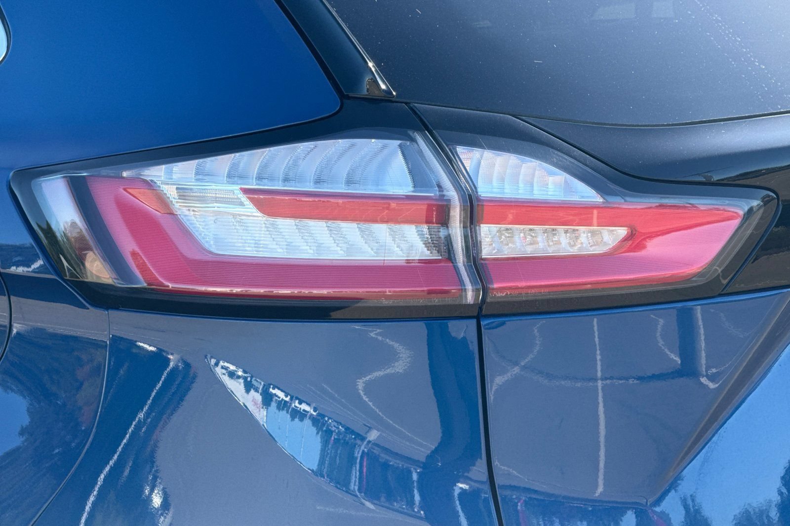 Used 2024 Ford Edge SEL AWD/4WD image 48