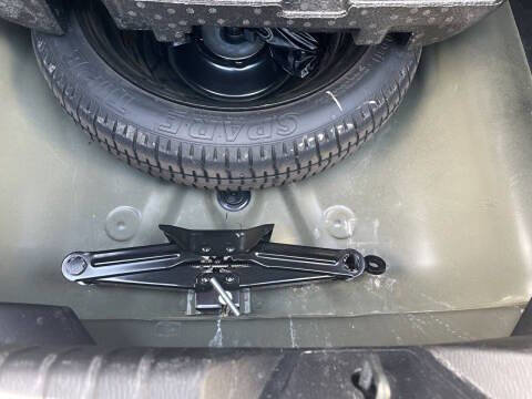 Used 2018 Toyota Yaris iA image 17