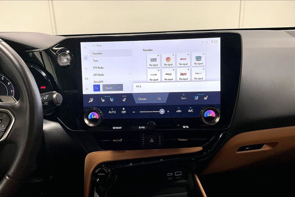 Used 2024 Lexus NX 250 FWD w/ Cold Area Package image 8