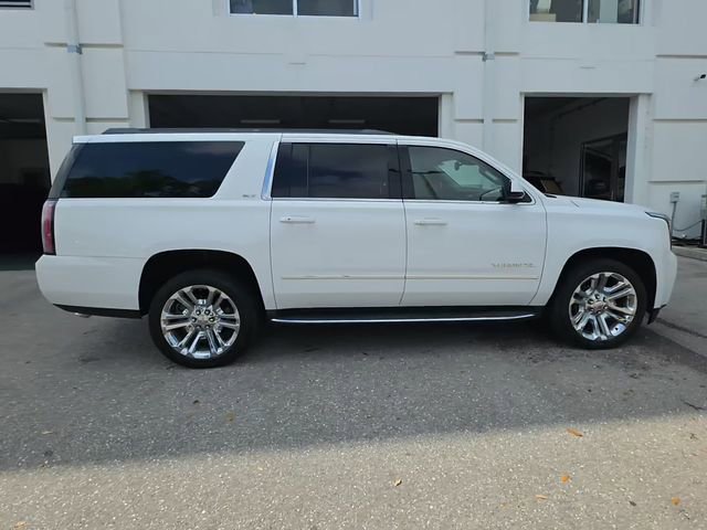 Used 2018 GMC Yukon XL SLT w/ Premium Edition image 9