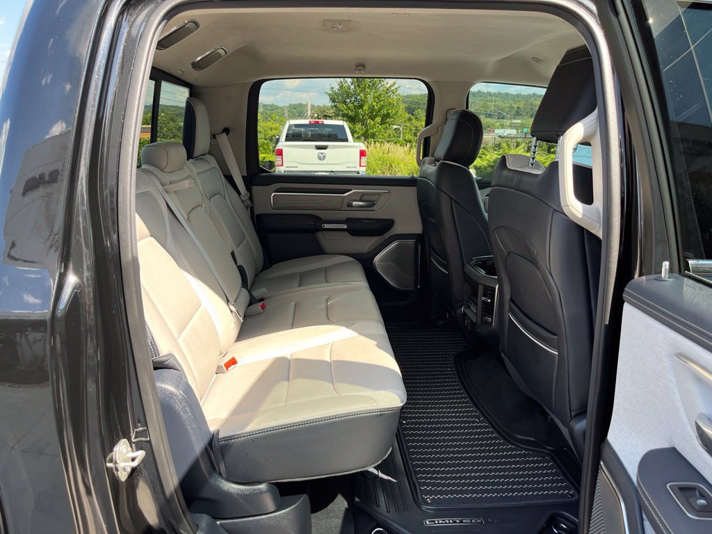 Used 2024 RAM 1500 Limited AWD/4WD image 22
