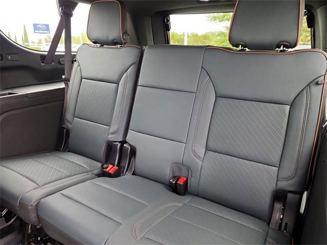 New 2026 GMC Yukon XL AT4 image 17