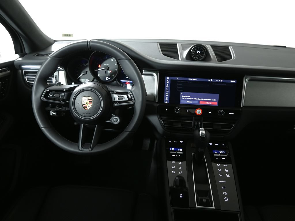 New 2026 Porsche Macan AWD/4WD image 17