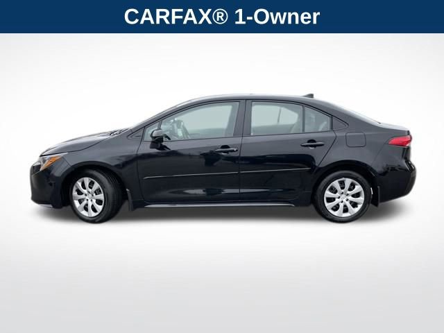 Used 2025 Toyota Corolla LE image 2