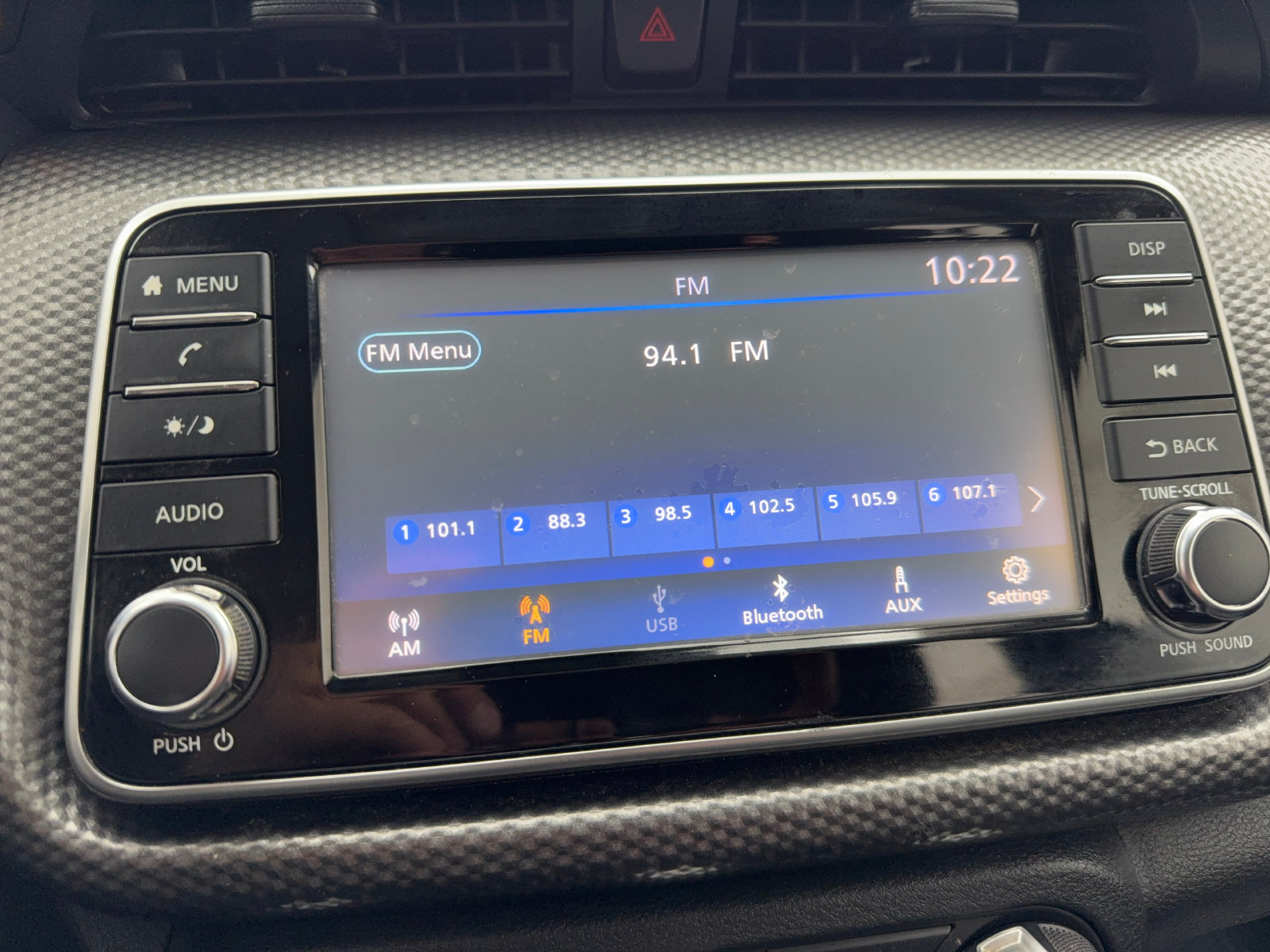 Used 2020 Nissan Kicks S FWD image 15