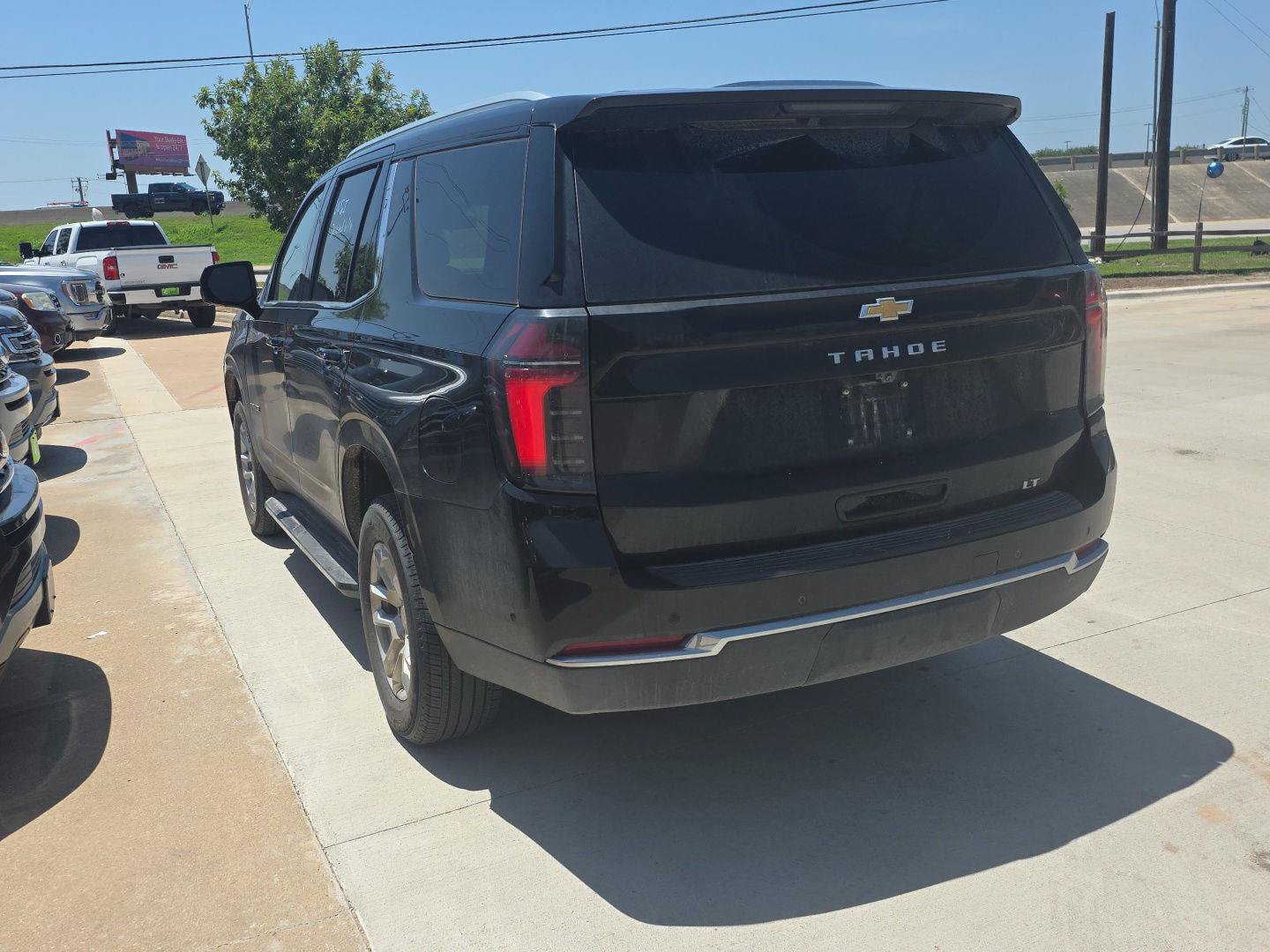 Used 2025 Chevrolet Tahoe LT RWD image 25