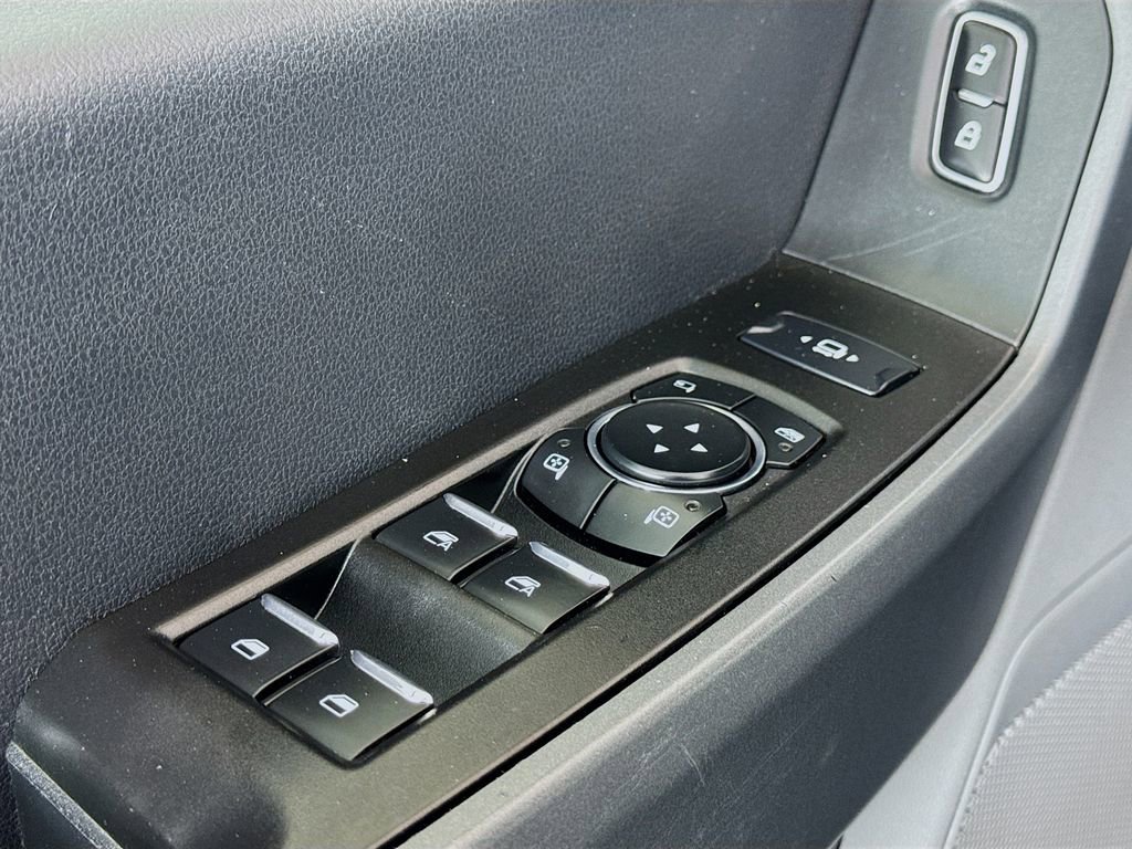 Used 2023 Ford F350 XLT w/ 360-Degree Camera Package image 17