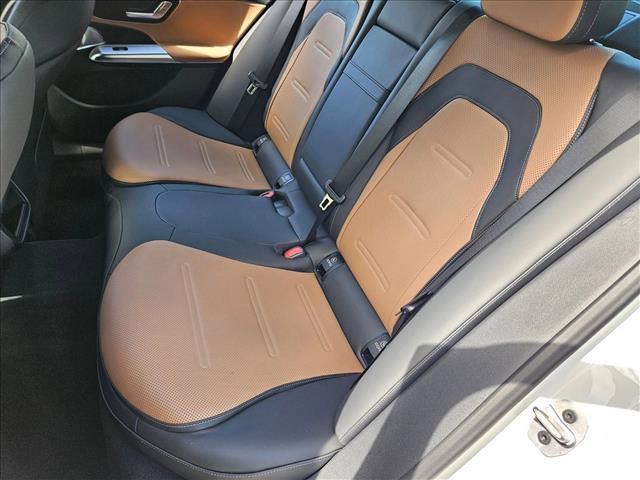 New 2026 Mercedes-Benz E 53 AMG e 4MATIC Sedan image 15
