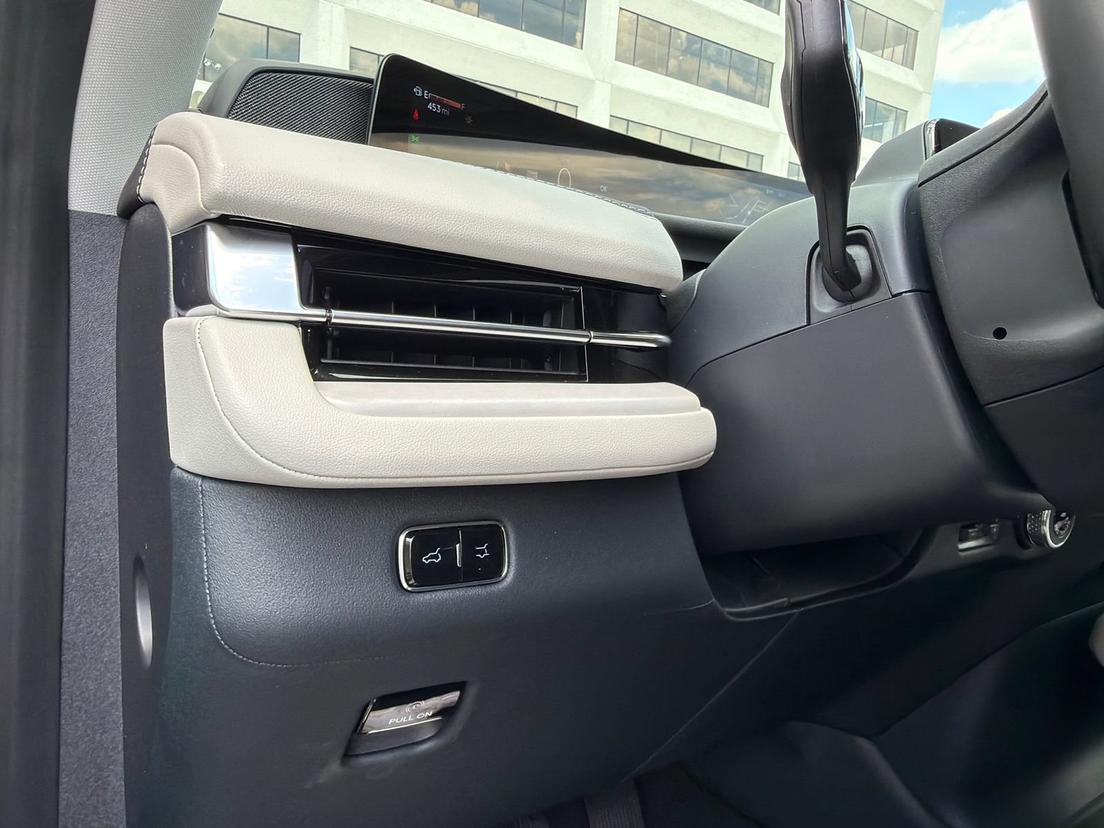 New 2026 Lincoln Navigator L Reserve AWD/4WD image 34