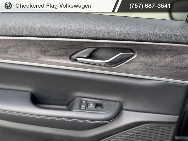 Used 2024 Jeep Grand Cherokee L Limited w/ Trailer Tow Package image 24