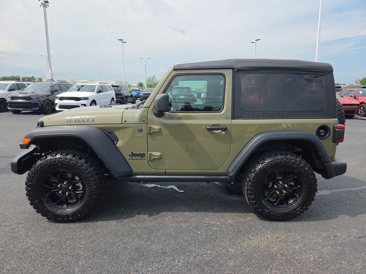 Certified 2025 Jeep Wrangler Sport AWD/4WD image 4