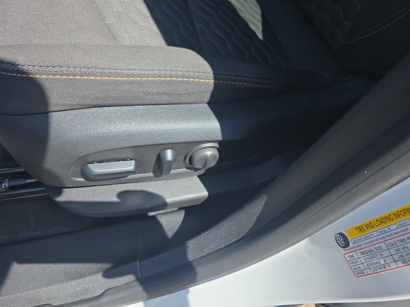 Used 2019 Chevrolet Equinox LT FWD image 14