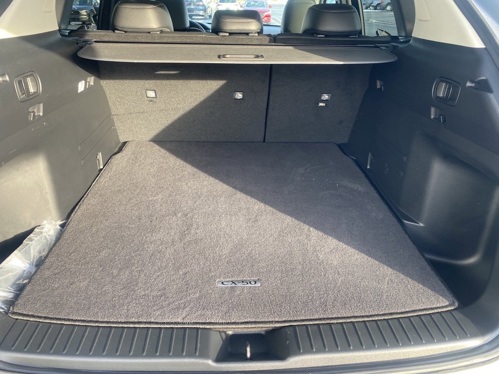 Certified 2025 MAZDA CX-50 AWD 2.5 S w/ Premium Package image 6