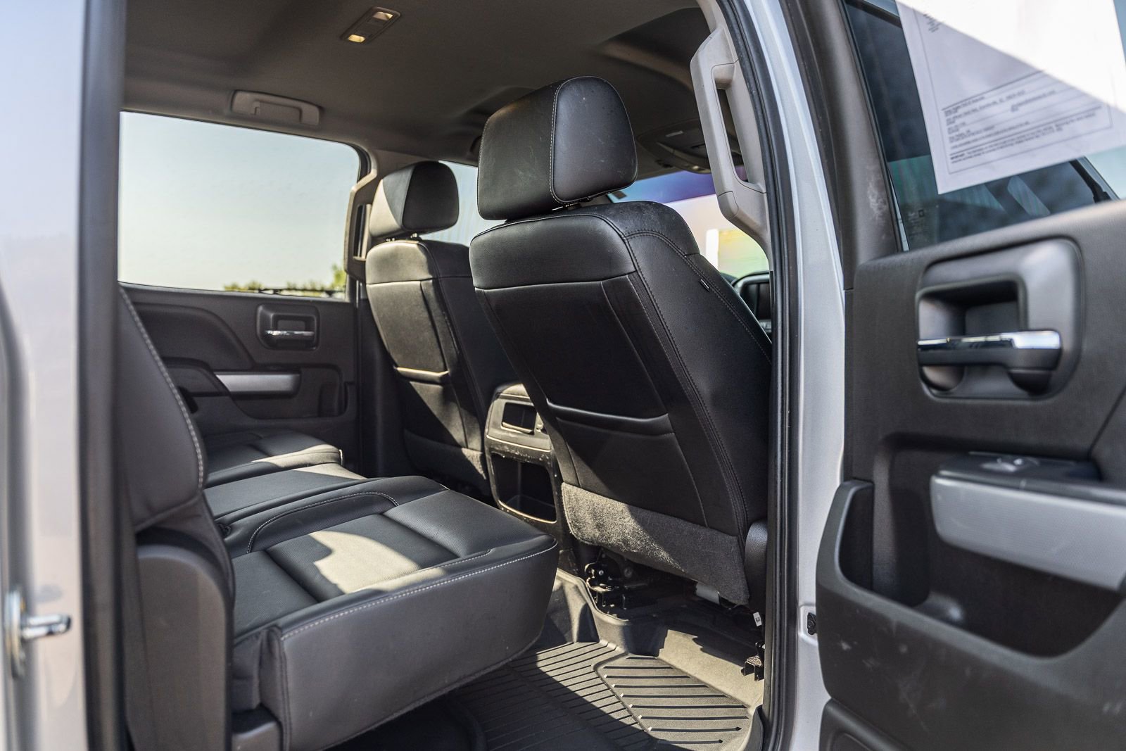 Used 2019 Chevrolet Silverado 2500 LTZ w/ Silverado HD Tribute Edition image 12