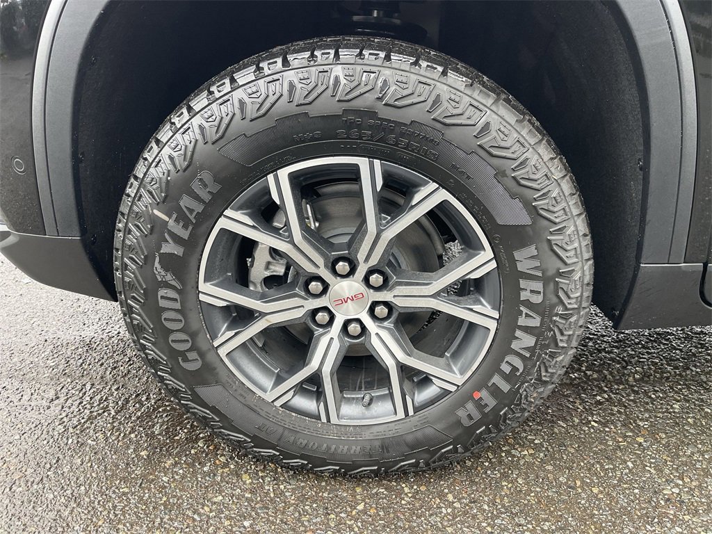 New 2026 GMC Acadia AT4 w/ Super Cruise Package image 33