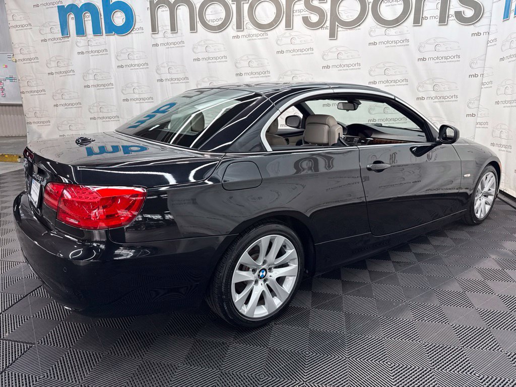 Used 2013 BMW 328i Convertible RWD image 7