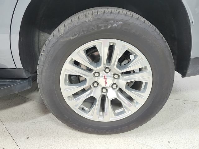 Used 2025 GMC Yukon Denali RWD image 14