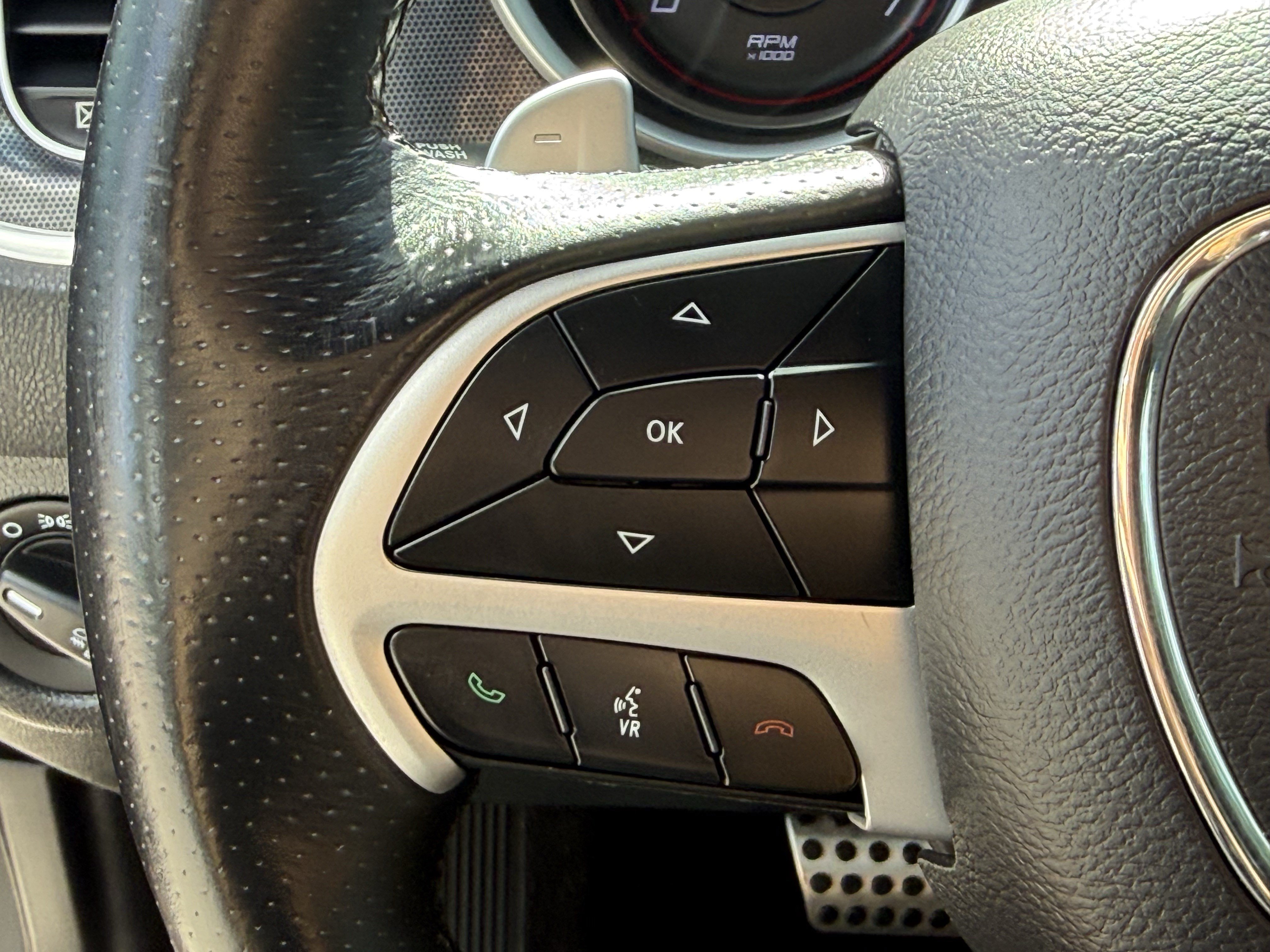 Used 2018 Dodge Charger SXT Plus RWD image 16