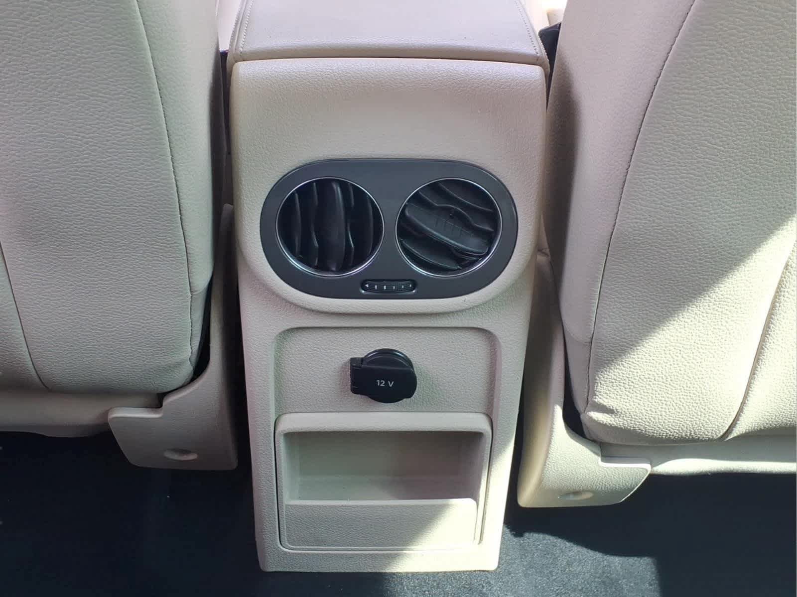 Used 2013 Volkswagen Tiguan SE AWD/4WD image 30