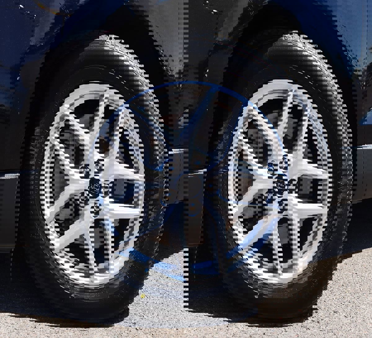 Used 2024 Ford Edge SEL image 5