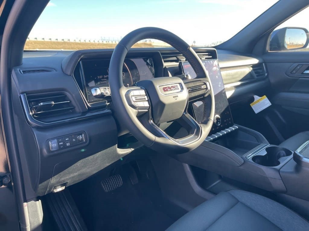 New 2026 GMC Terrain AT4 w/ LPO, Black Badging Package image 9