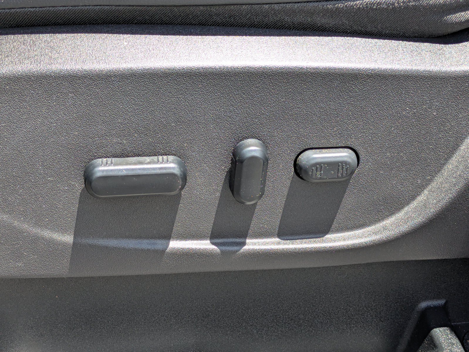 Used 2019 Ford Escape SEL FWD image 18