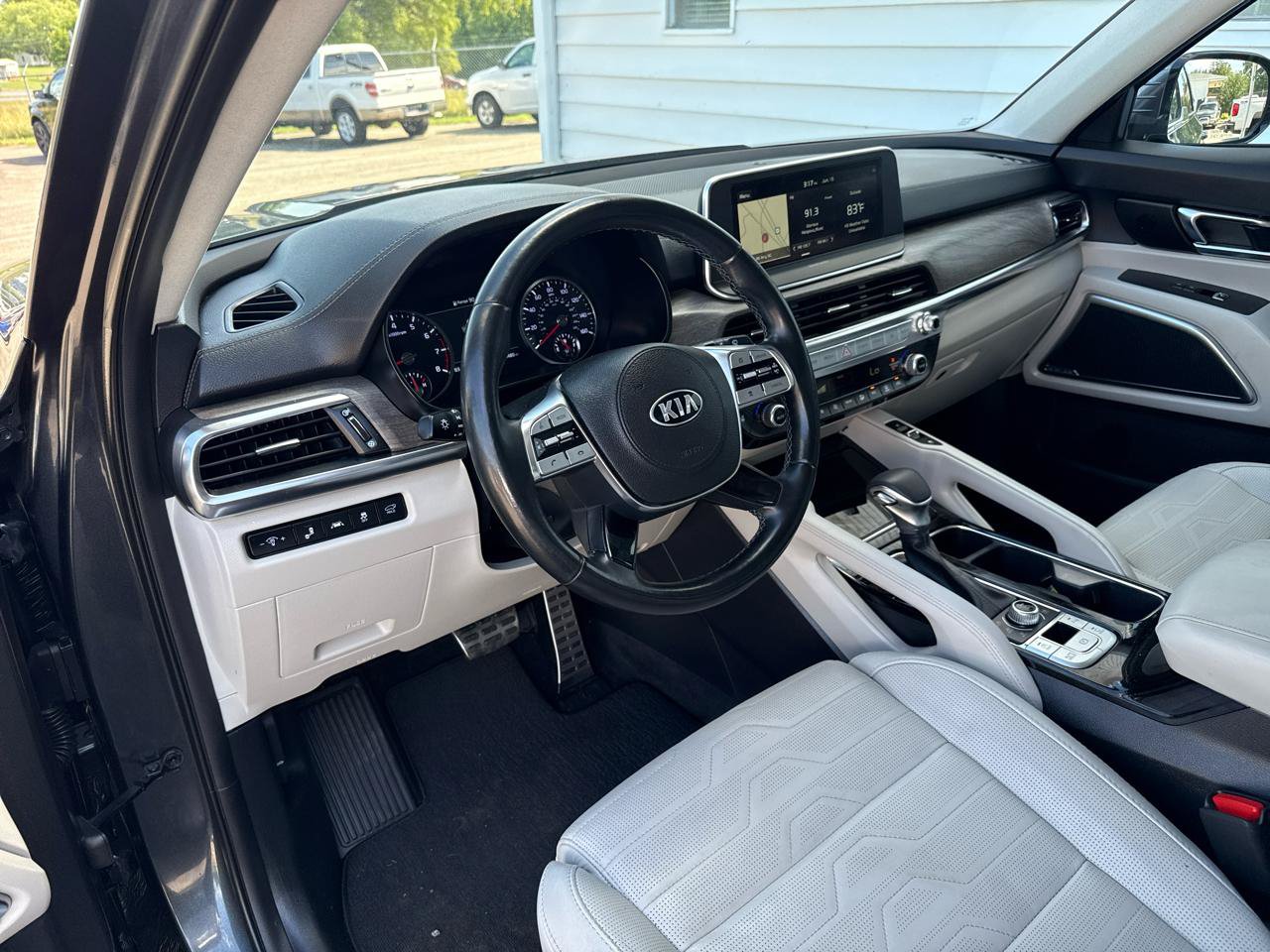 Used 2020 Kia Telluride SX w/ SX Prestige Package AWD/4WD image 5