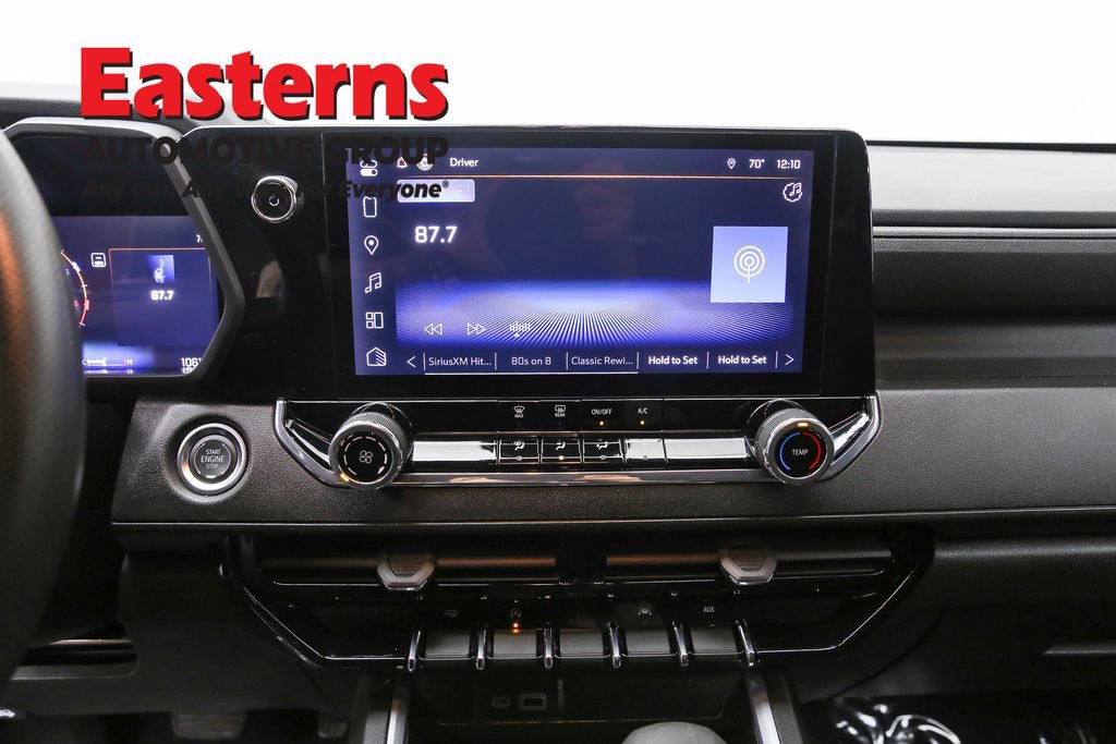 Used 2024 Chevrolet Colorado W/T w/ Technology Package image 12