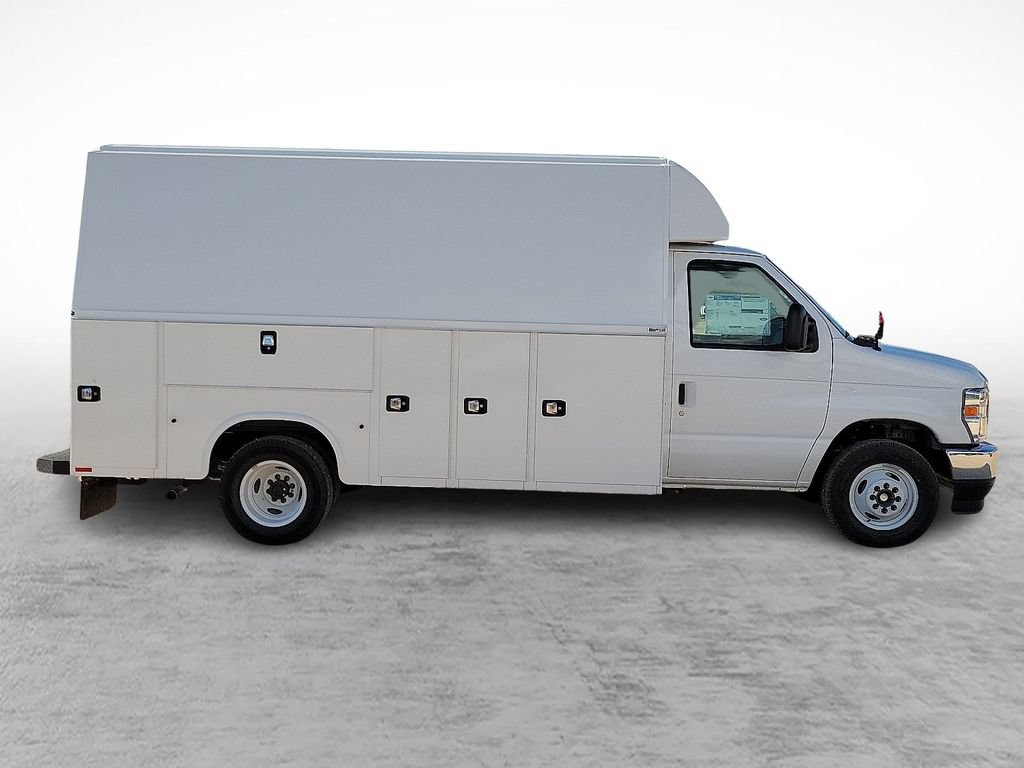 New 2026 Ford E-350 and Econoline 350 Super Duty w/ Power Equipment Group RWD image 12