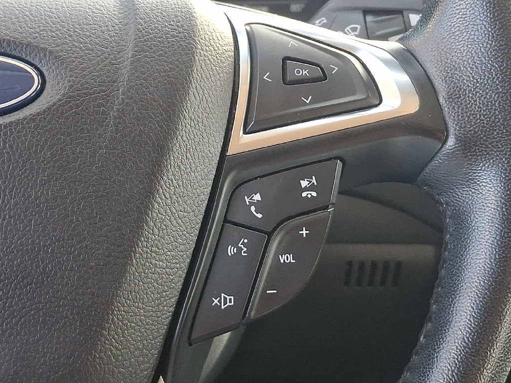 Used 2024 Ford Edge SEL AWD/4WD image 21