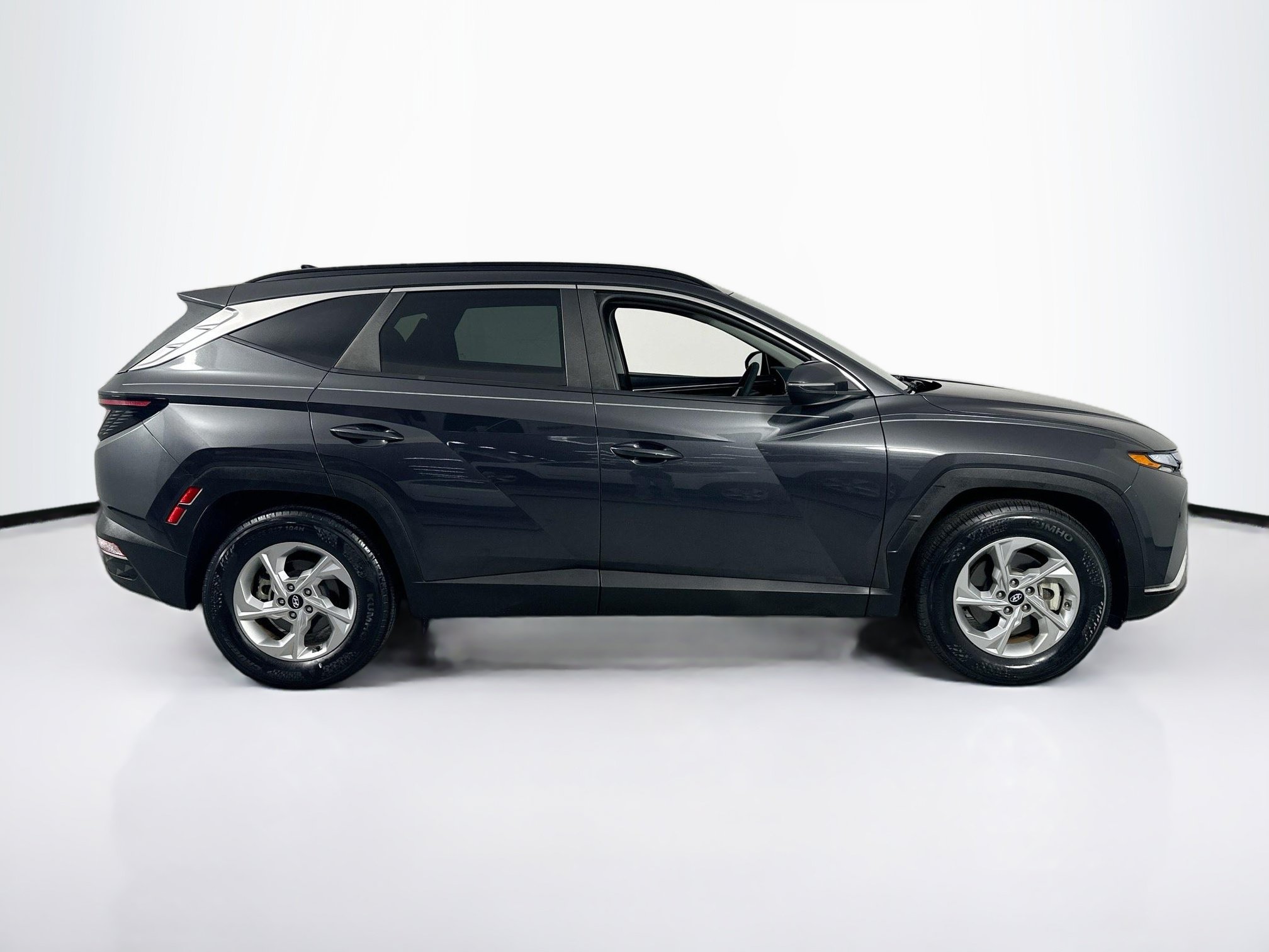 Used 2023 Hyundai Tucson SEL FWD image 4