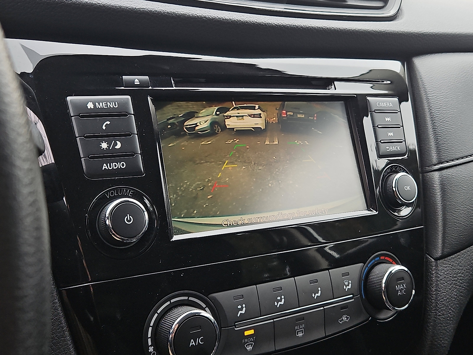 Certified 2019 Nissan Rogue S image 17