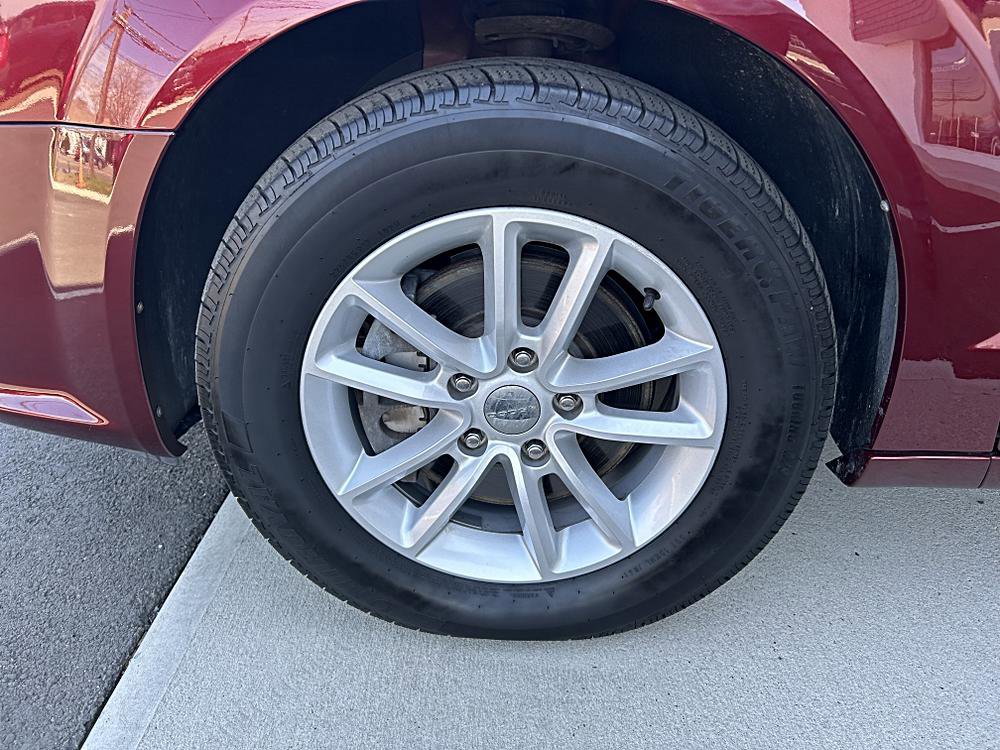 Used 2019 Dodge Grand Caravan SXT w/ Driver Convenience Group image 25