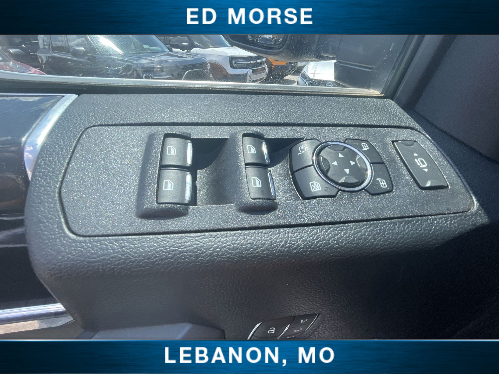 Certified 2021 Ford F350 Platinum w/ FX4 Off-Road Package AWD/4WD image 23