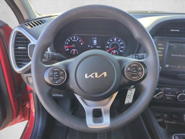 Used 2022 Kia Soul LX w/ Technology Package FWD image 17