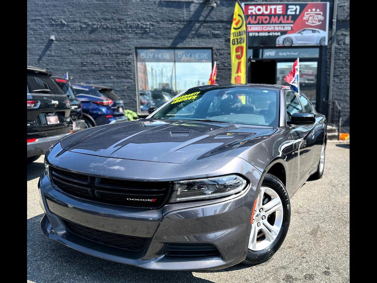 Used 2023 Dodge Charger SXT RWD image 1