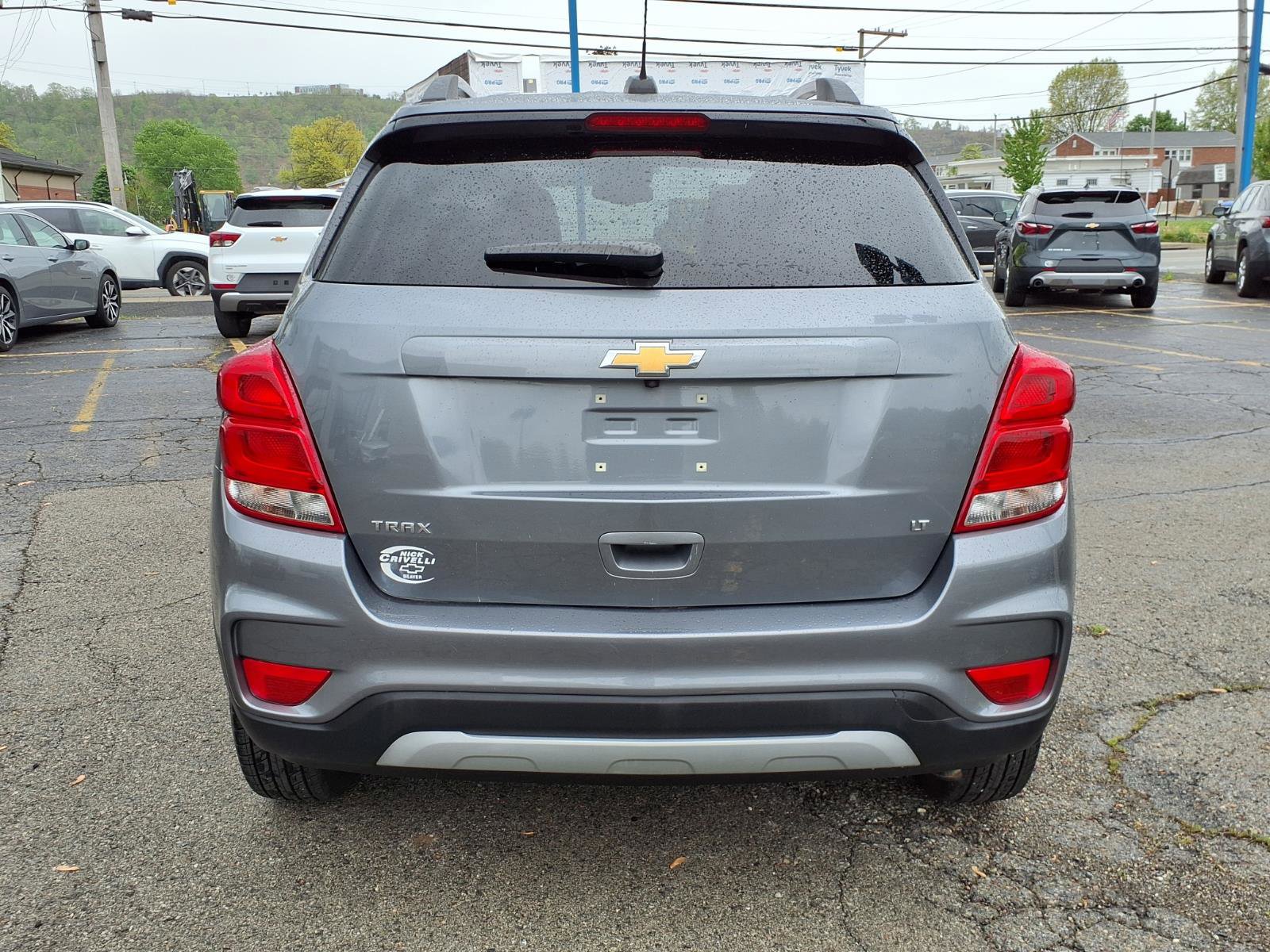 Used 2019 Chevrolet Trax LT w/ LT Convenience Package FWD image 4