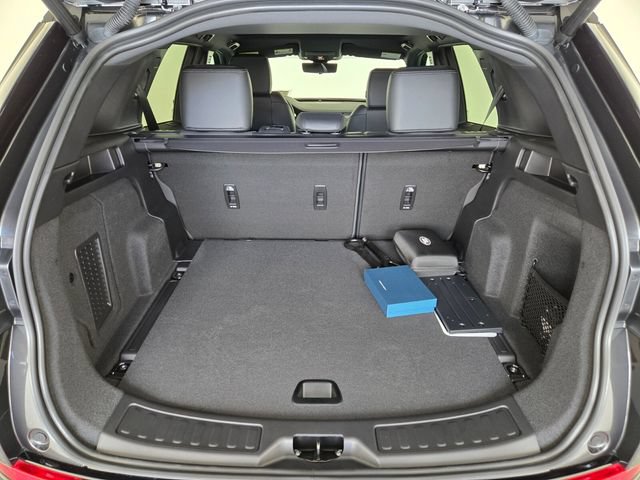 New 2026 Land Rover Discovery Sport Landmark AWD/4WD image 14