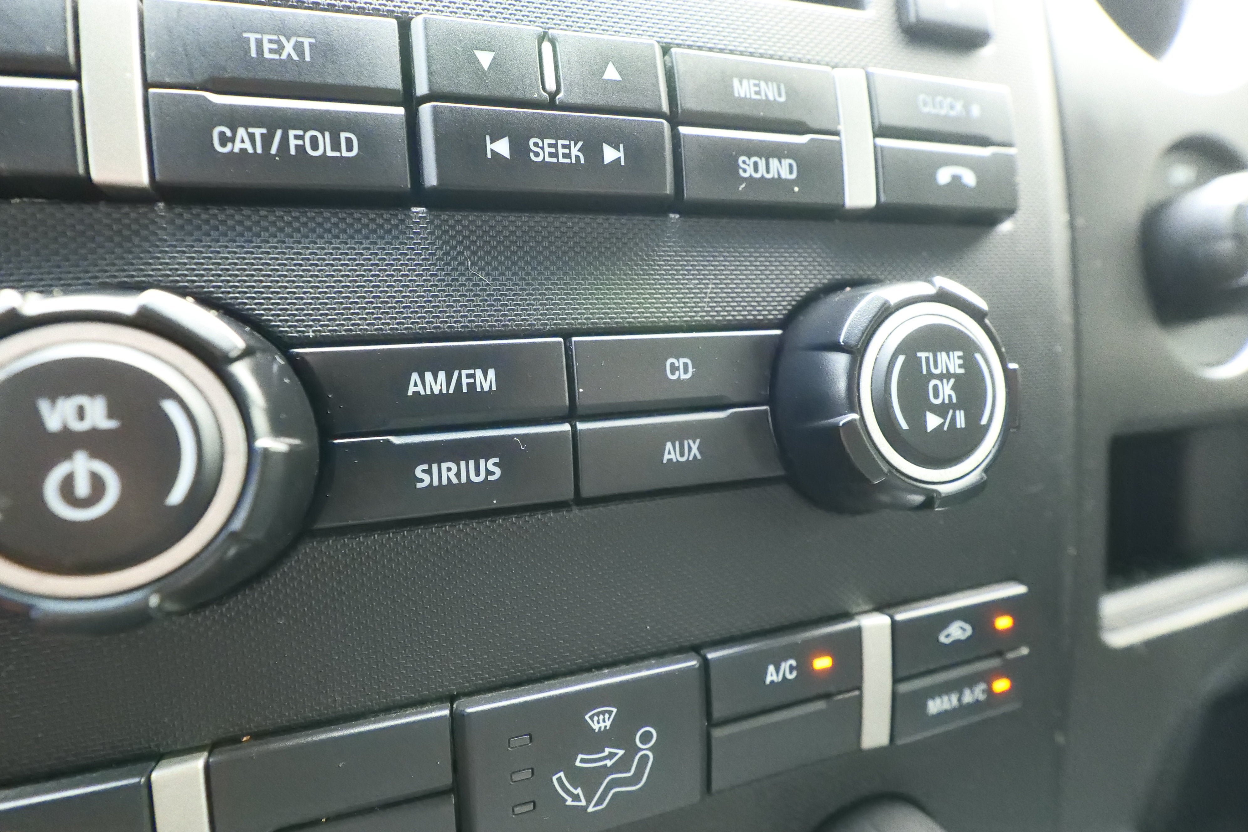 Used 2013 Ford F150 STX w/ Mid Equipment Group AWD/4WD image 22