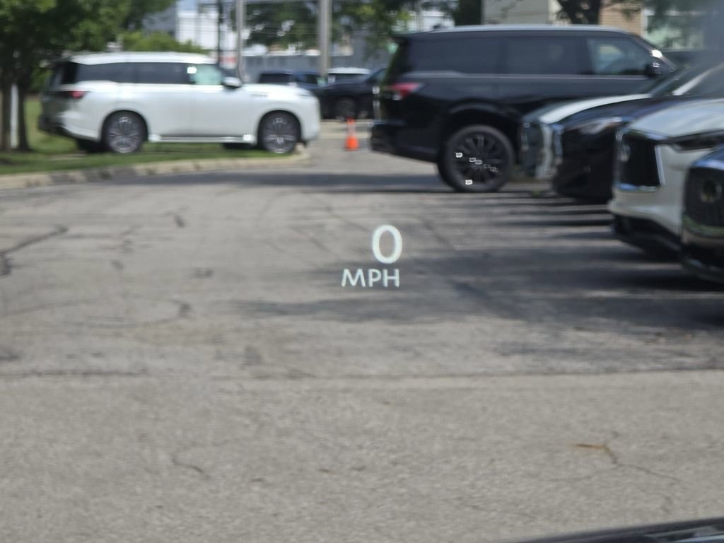 New 2025 INFINITI QX80 Luxe w/ Cargo Package image 11