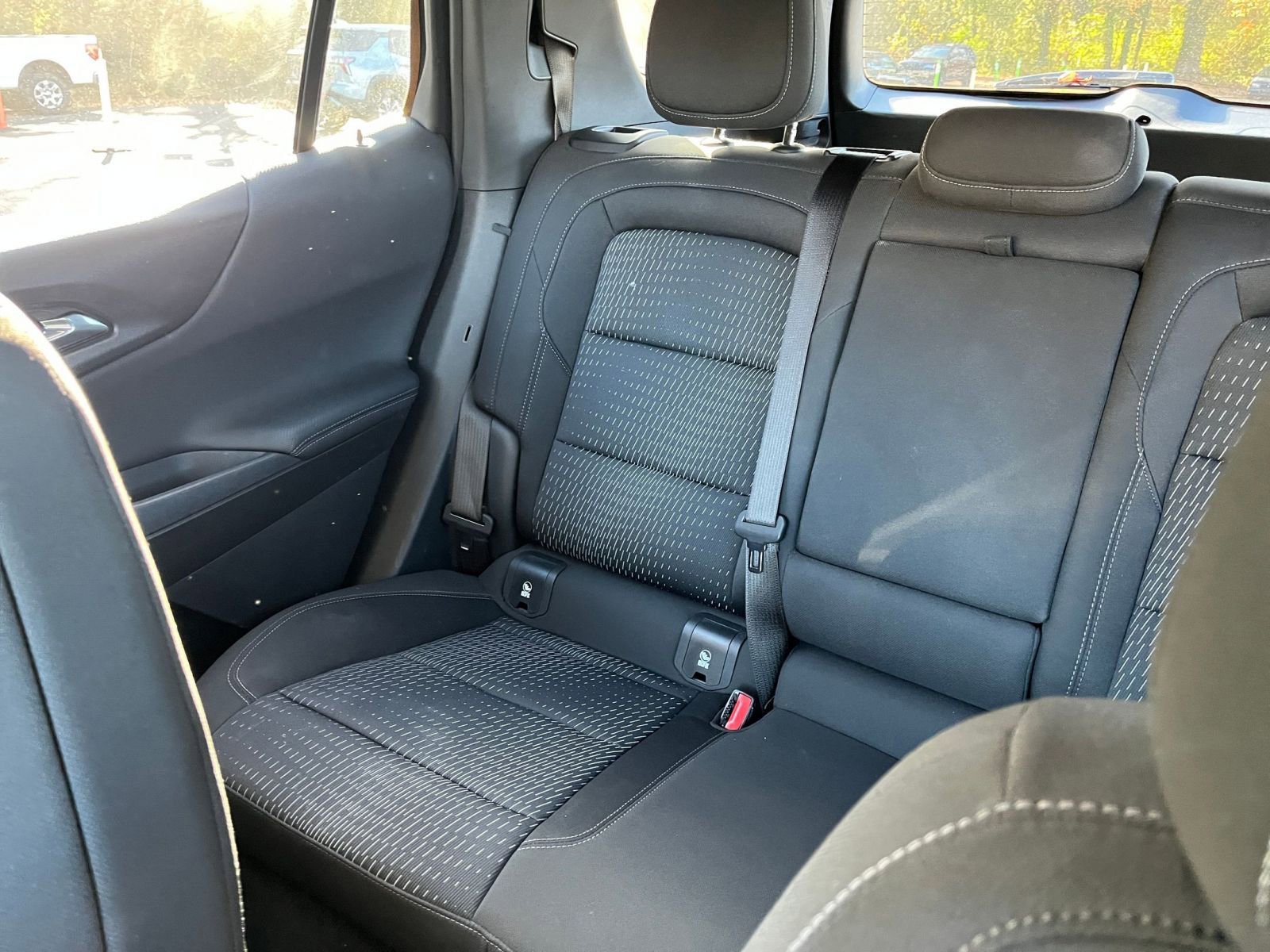 Used 2025 Chevrolet Equinox LT image 35