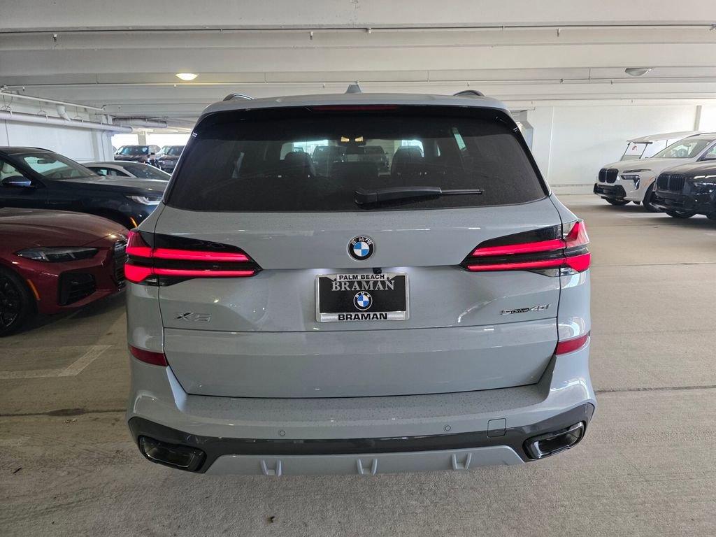 New 2026 BMW X5 sDrive40i RWD image 5