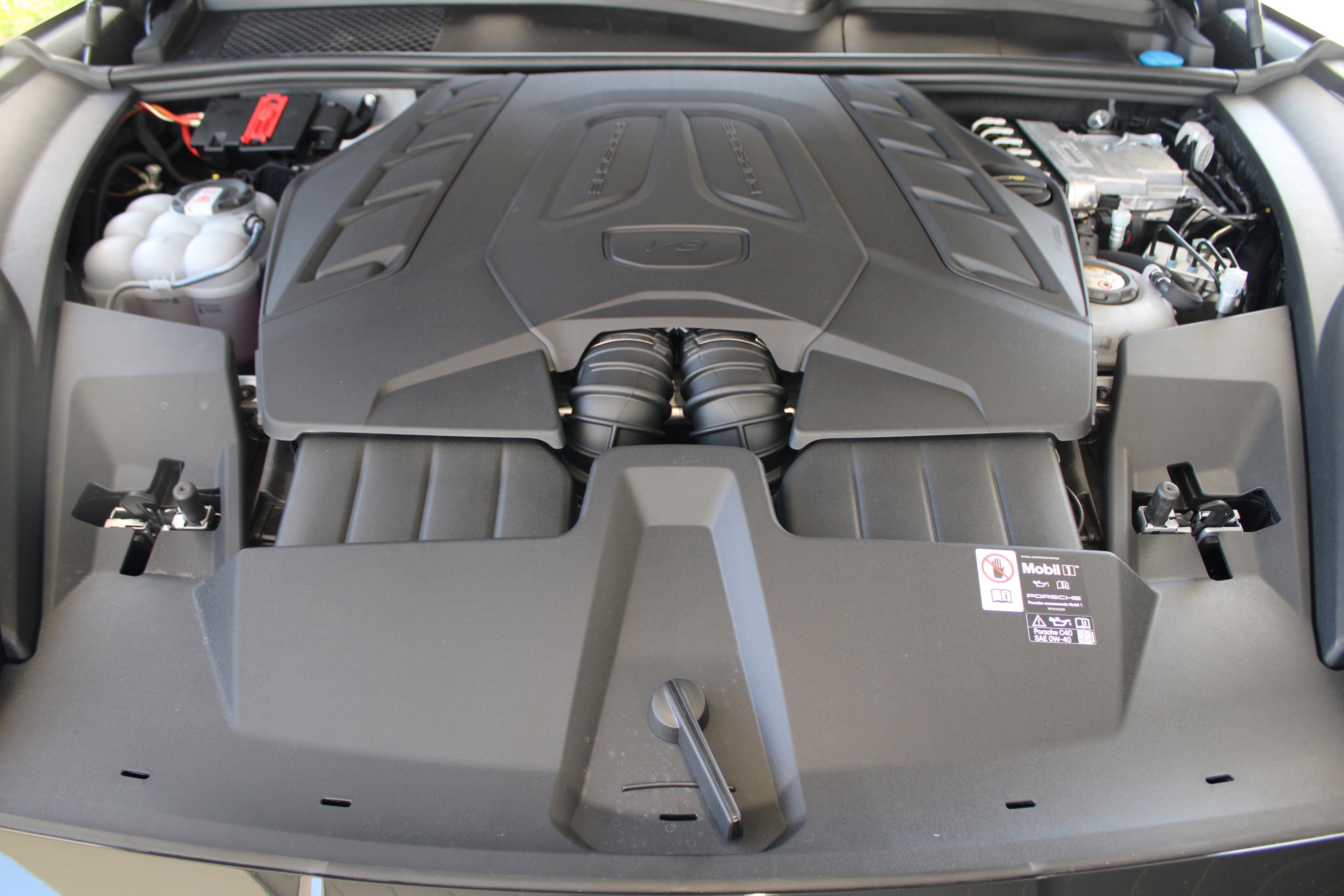 New 2025 Porsche Cayenne Turbo image 41