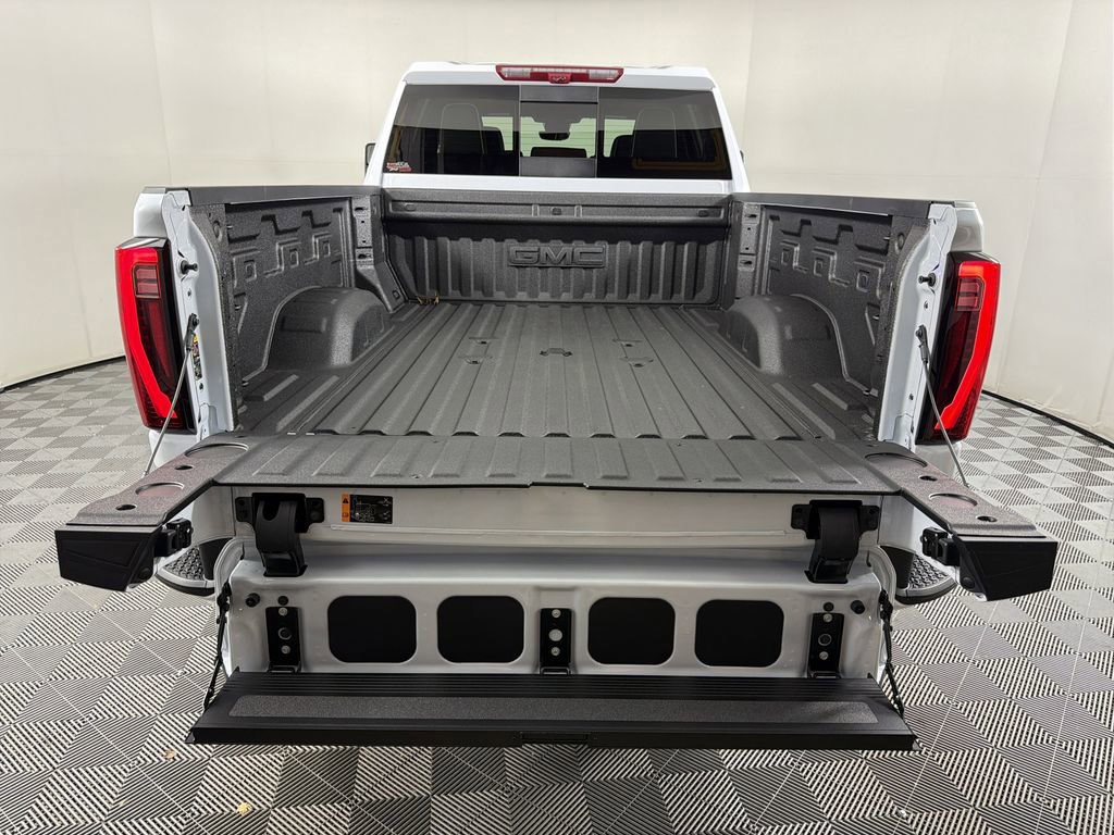 New 2026 GMC Sierra 2500 Denali Ultimate image 17
