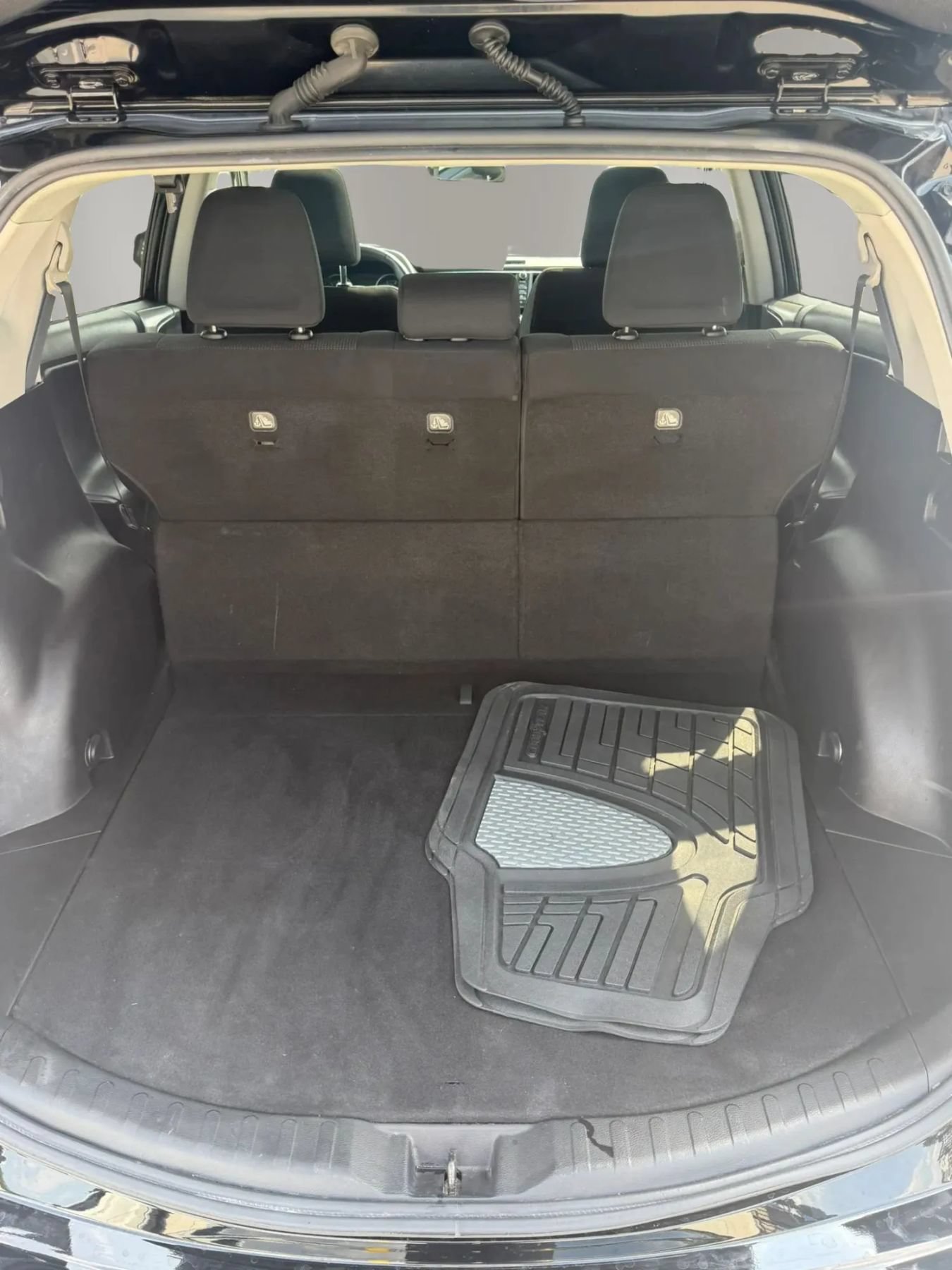 Used 2017 Toyota RAV4 XLE FWD image 9