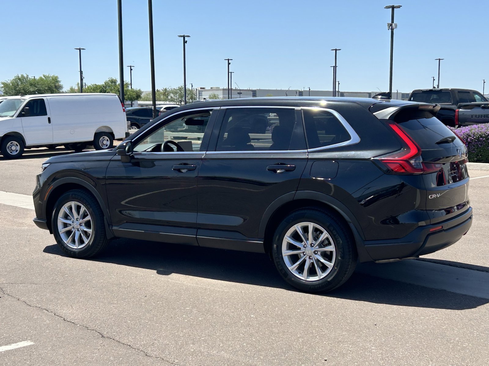 Used 2024 Honda CR-V EX-L image 3